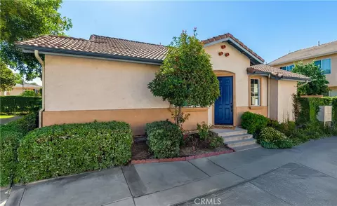 4422 Lakeview Ct, Riverside, CA 92505