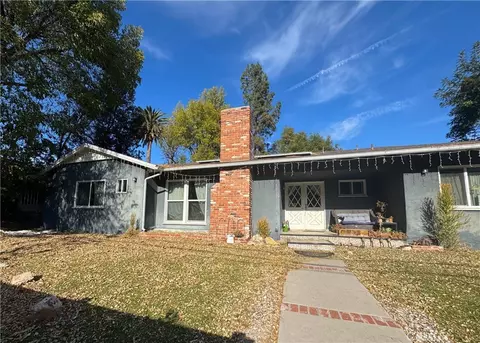 5650 Valley Circle Blvd, Woodland Hills, CA 91367
