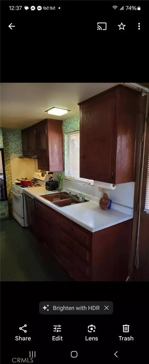 Kitchen - 5464 Lone Pine Canyon Rd, Wrightwood, CA 92397 photo 4 of 4
