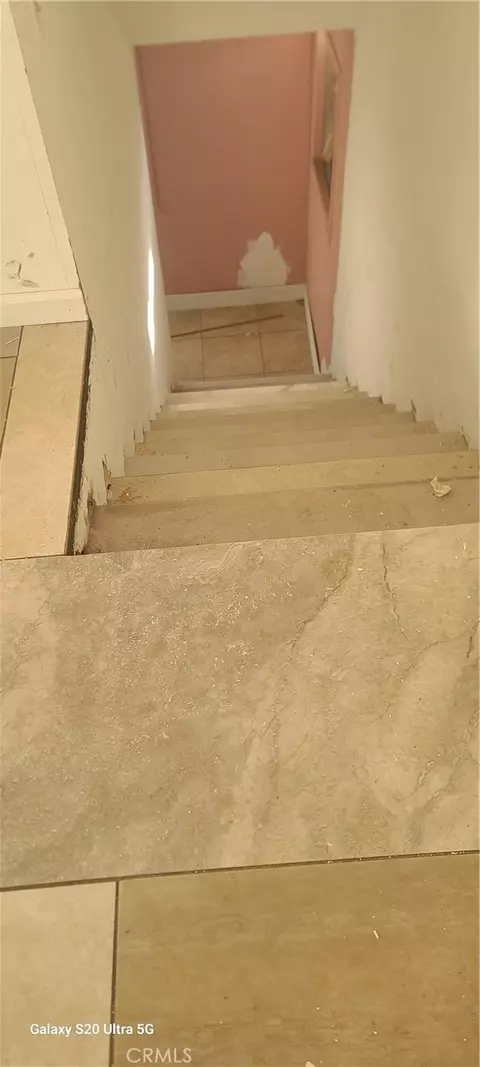 Entry Way - 23441 El Rancho Dr, Tehachapi, CA 93561 photo 2 of 2