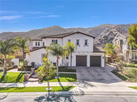 8307 Sunset Rose Dr, Corona, CA 92883
