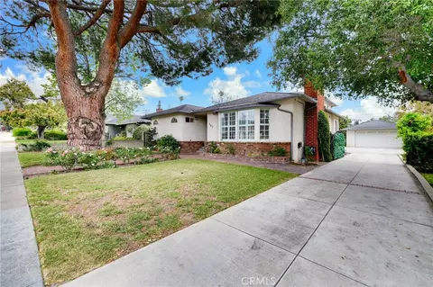 162 Acacia Ave, Monrovia, CA 91016