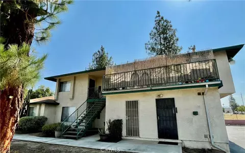 610 E Lugonia Ave, Redlands, CA 92374