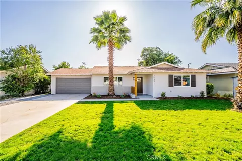 26371 Cynthia St, Hemet, CA 92544