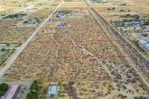 11839 Mountain Rd, Pinon Hills, CA 92372