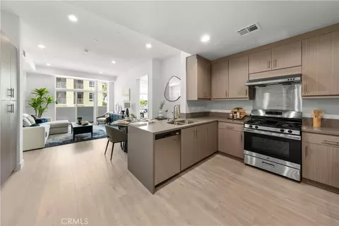 168 S Monterey St #410, Alhambra, CA 91801