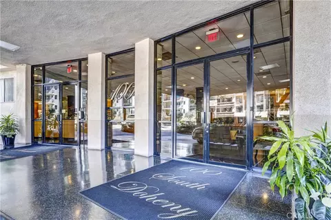 100 S Doheny Dr #315, Los Angeles, CA 90048