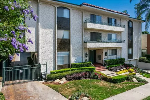 1218 Pine St, South Pasadena, CA 91030
