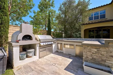 Kitchen - 57 Statuary, Irvine, CA 92620 photo 7 of 7
