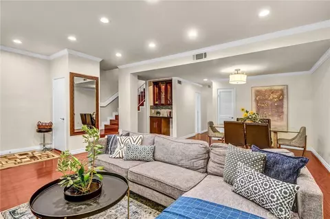 407 W Duarte Rd #8, Arcadia, CA 91007