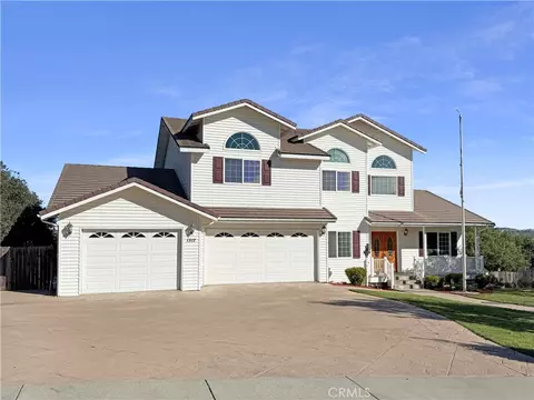 1312 Oak Ridge Way, Paso Robles, CA 93446