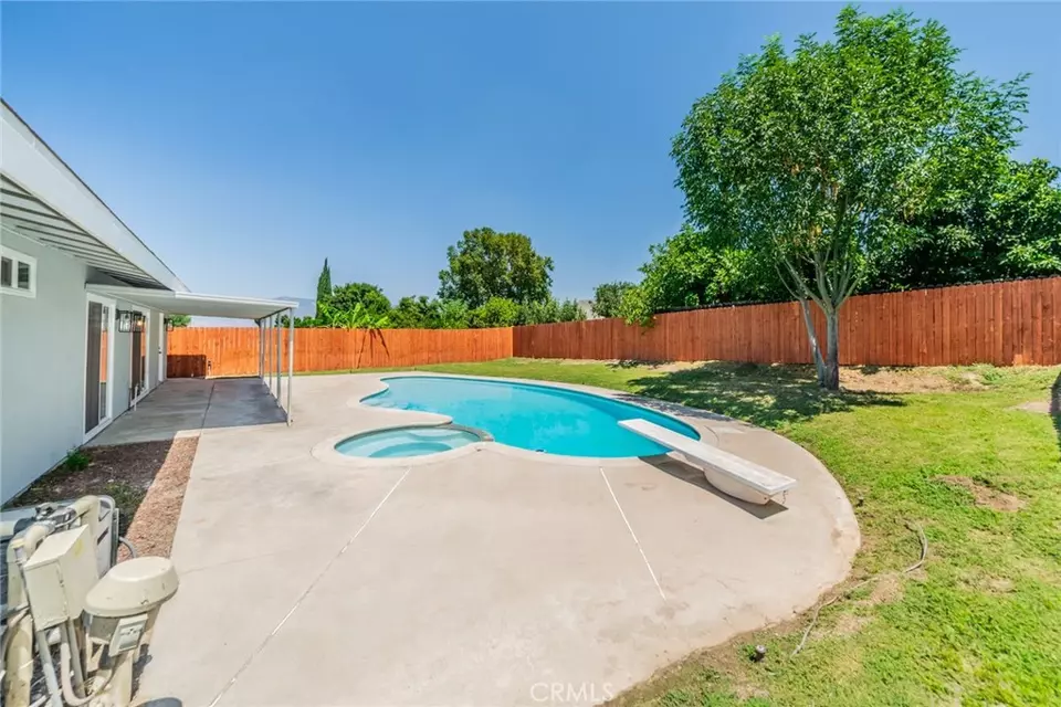Exterior - 11595 Poplar St, Loma Linda, CA 92354 photo 4 of 5