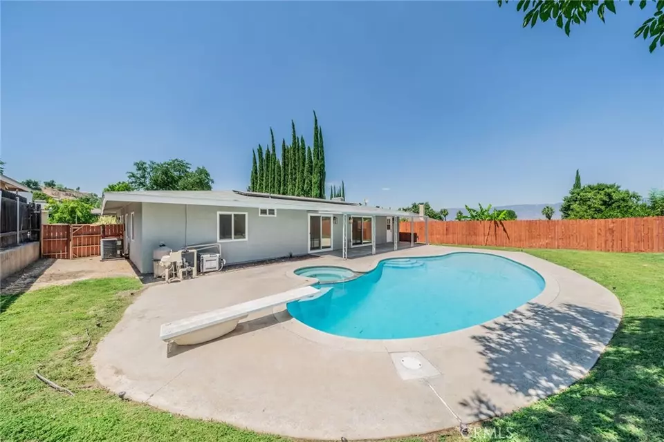 Exterior - 11595 Poplar St, Loma Linda, CA 92354 photo 2 of 5
