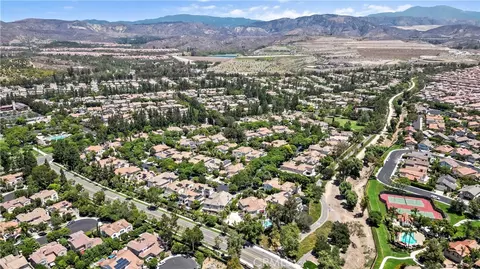 32 New Dawn, Irvine, CA 92620
