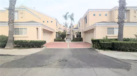 6382 Gage Ave #329, Bell Gardens, CA 90201