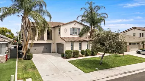 8252 Ivy Springs Ct, Eastvale, CA 92880