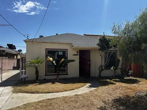 4556 W 164th St, Lawndale, CA 90260
