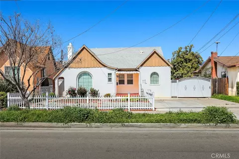 111 Los Higos St, Alhambra, CA 91801