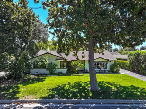 52 W Arthur Ave, Arcadia, CA 91007
