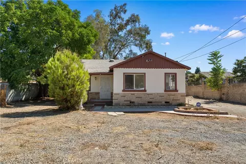 8139 N Maple Ave, Rialto, CA 92377