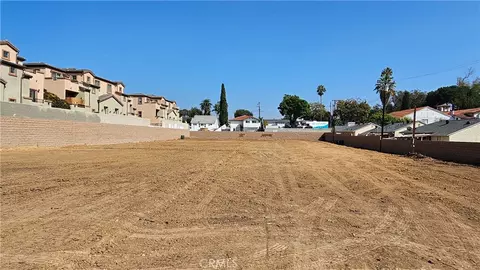 320 330 Monte Vis, La Habra, CA 90631