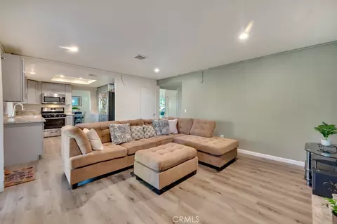 Living - 43927 Fallon Dr, Lancaster, CA 93535 photo 3 of 3