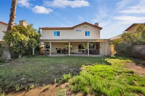 Exterior - 43927 Fallon Dr, Lancaster, CA 93535 photo 4 of 4