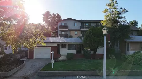 177 S Altadena Dr, Pasadena, CA 91107