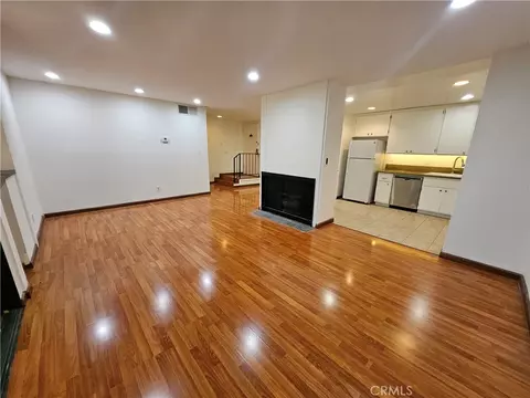 65 N Allen Ave #220, Pasadena, CA 91106