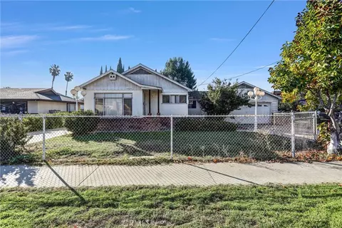 10904 Freer St, Temple City, CA 91780