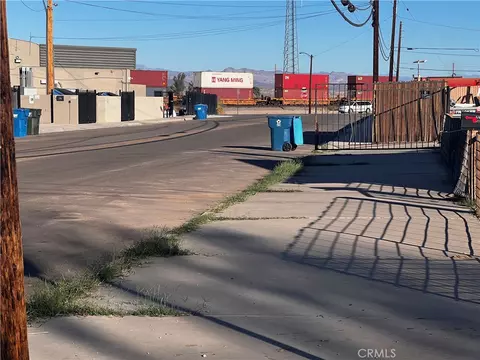 521 Quivera, Needles, CA 92363 photo 10