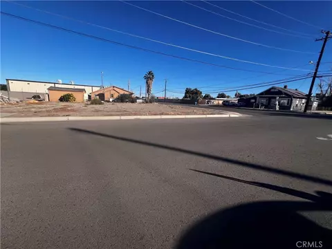 521 Quivera, Needles, CA 92363 photo 4