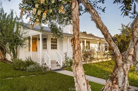 7001 Lasaine Ave, Van Nuys, CA 91406