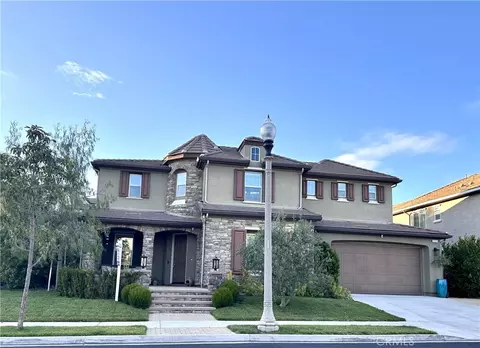 6845 Shadow Wood Dr, Moorpark, CA 93021