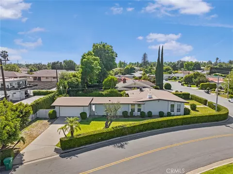 View/Area - 448 E Sandra, Arcadia, CA 91006 photo 2 of 5