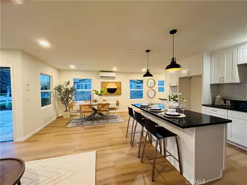 2516 E Walnut Crk, West Covina, CA 91791