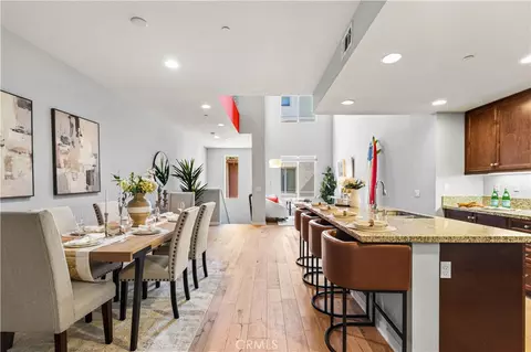 Dining - 543 Rockefeller, Irvine, CA 92612 photo 3 of 4