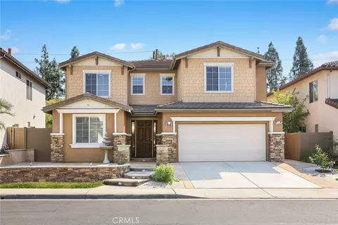 8180 E Brookdale Ln, Anaheim, CA 92807