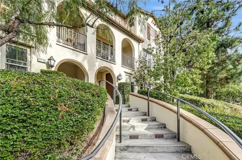 Exterior - 827 E Promenade #E, Azusa, CA 91702 photo 2 of 9