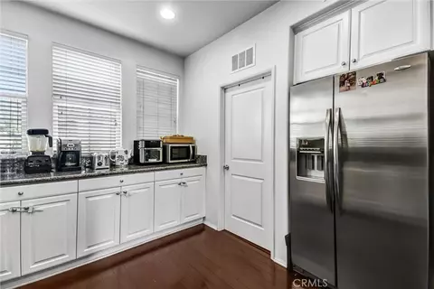 Other - 827 E Promenade #E, Azusa, CA 91702 photo 6 of 7
