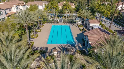 Exterior - 827 E Promenade #E, Azusa, CA 91702 photo 6 of 9