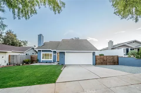 1118 Fallbrook, Corona, CA 92880