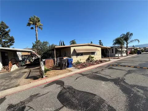 3883 Buchanan St #65, Riverside, CA 92503