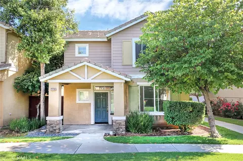 3738 Springmount St, Riverside, CA 92501