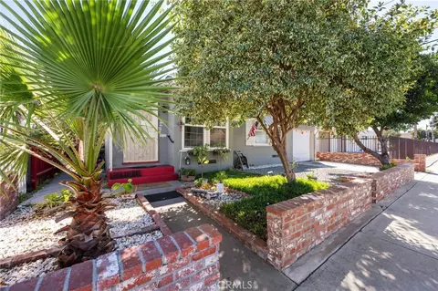 5824 Heliotrope, Maywood, CA 90270