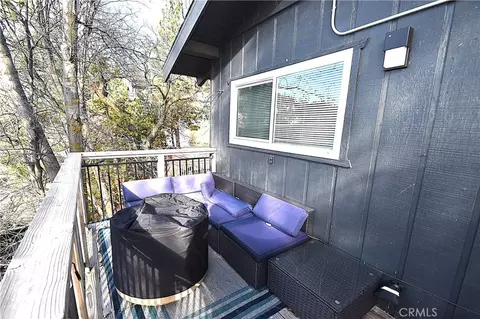 Exterior - 27809 N Bay Rd, Lake Arrowhead, CA 92352 photo 3 of 5