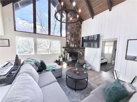 Living - 27809 N Bay Rd, Lake Arrowhead, CA 92352 photo 1 of 7