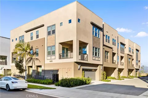 1698 Hollyleaf Ter, Montebello, CA 90640