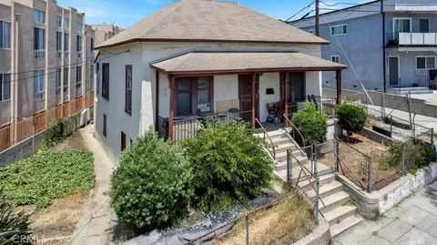 811 N Bunker Hill Ave, Los Angeles, CA 90012
