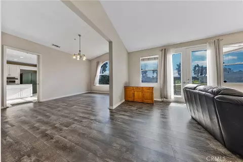 Entry Way - 2540 Monroe St, Riverside, CA 92504 photo 7 of 10